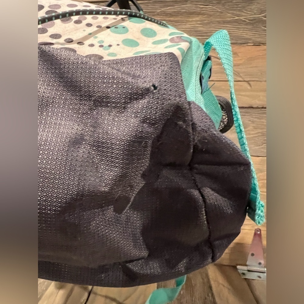 BIN046.6 Eastsport Extreme Backpack, Wild Dots - Picture 5 of 12